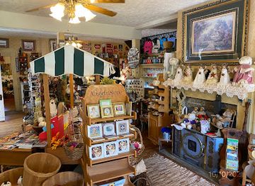 north-carolina/mountain-region/shop/a-touch-in-time-gift-shoppe