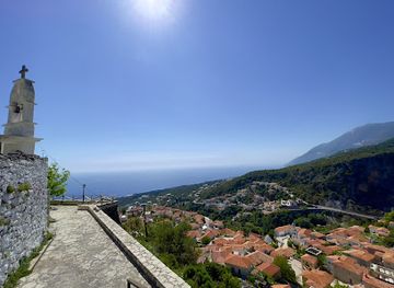albania/dhermi-region/shop/vela-e-bardhe