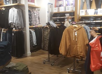 israel/hadera/shop/american-eagle-aerie-store