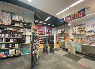 washington/bellevue/meydenbauer-bay/shop/fuego-attic-salt