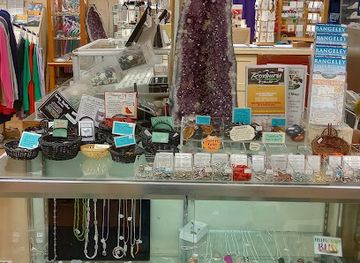 Coos Canyon Rock & Gift