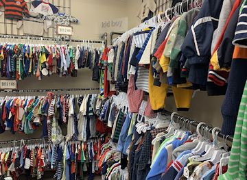 montana/bitterroot-national-forest/shop/yours-mine-ours-kid-store