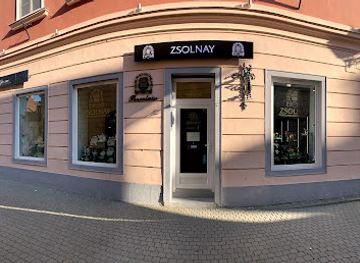 hungary/eger/shop/zsolnay-markabolt-eger