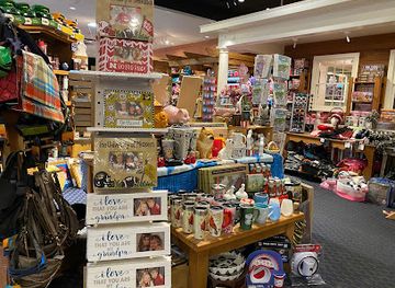 Grand Country Market