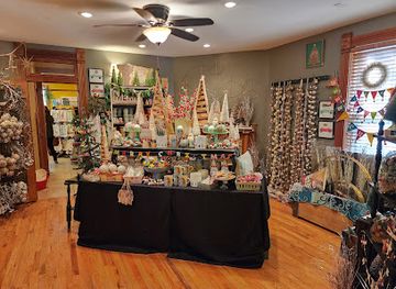 Junque Drawer Boutique-Studio