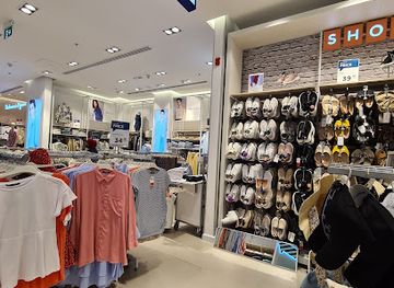 united-arab-emirates/yas-island/shop/lc-waikiki