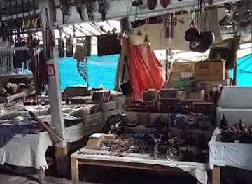 indonesia/borobudur/shop/diorama-unik-icania-can