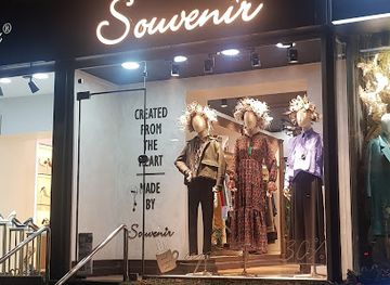 albania/chameria/shop/souvenir-store-tirana