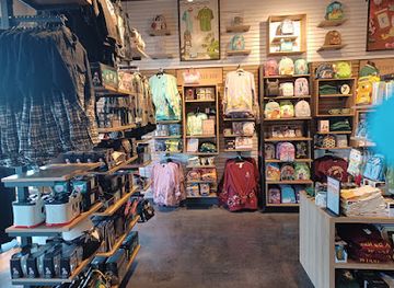 california/pismo-beach/shop/boxlunch