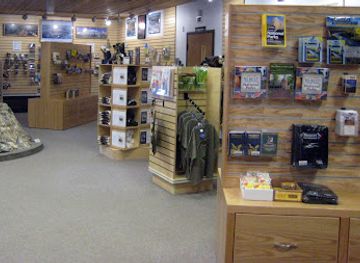 north-dakota/theodore-roosevelt-national-park/shop/theodore-roosevelt-nature-and-history-association