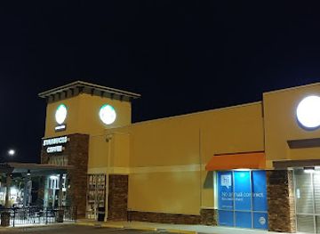 texas/laredo/shop/independence-plaza