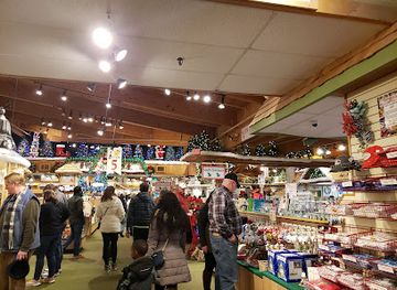 michigan/frankenmuth/shop/bronner-s-christmas-wonderland