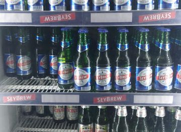 seychelles/baie-lazare/shop/deebi-store