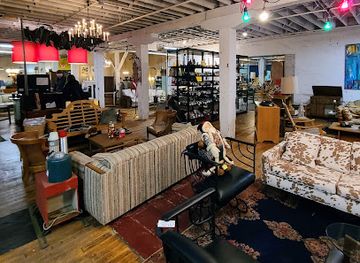 michigan/grand-rapids/shop/lost-found-treasures-of-old-and-new