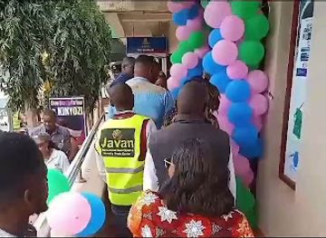 kenya/taita-hills/shop/taita-gemstones-and-curio-market