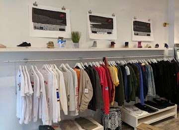 pennsylvania/pittsburgh/downtown-pittsburgh/shop/social-status