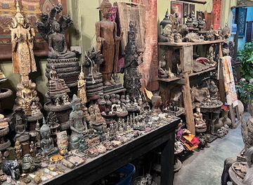 thailand/chiang-mai/shop/atitan-art-store