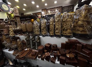 india/mysore/shop/cauvery-arts-crafts