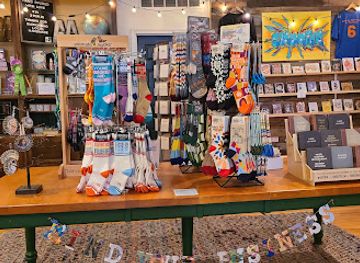 virginia/staunton/shop/made-by-the-people-for-the-people