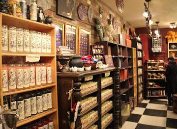massachusetts/salem/shop/hex-old-world-witchery