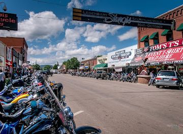 south-dakota/bear-butte-state-park/shop/big-al-s-swap-shop