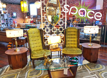 pennsylvania/lancaster/shop/space