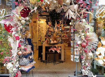 netherlands/the-hague/statenkwartier/shop/wauw-warenhuis