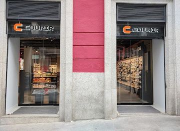 spain/madrid/shop/courir