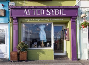 ireland/county-louth/shop/sybil-boutique