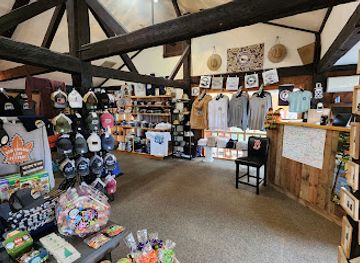 new-hampshire/lakes-region/shop/nahamsha-gifts