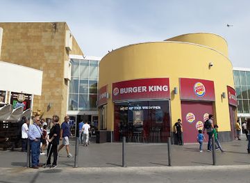 italy/palermo/la-loggia/shop/centro-commerciale-forum-palermo