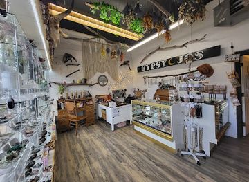 iowa/loess-hills/shop/gypsy-jos-crystals-jewelry