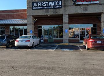 missouri/independence/shop/crackerneck-plaza-shopping-center