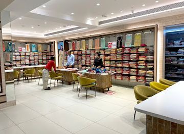 india/jabalpur/gorakhpur/shop/shree-shivam-wedding-clothing-fashion-lifestyle-store-jabalpur