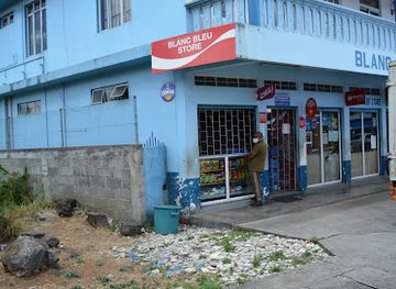 mauritius/trou-aux-biches/shop/blanc-bleu-store