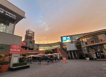 california/westside/shop/west-hollywood-gateway