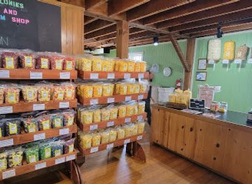 iowa/amana-colonies/shop/amana-colonies-popcorn-and-icecream-company