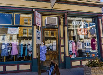 rhode-island/east-greenwich/shop/zuzus-of-east-greenwich