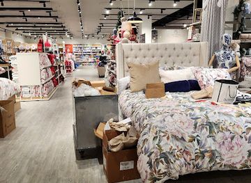 ireland/county-galway/shop/briarhill-shopping-centre