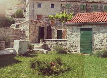 croatia/brac-island/shop/wine-tasting-brac