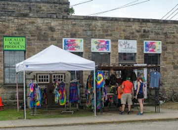 west-virginia/coopers-rock-state-forest/shop/oddly-enough