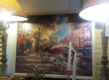 wisconsin/lake-geneva/shop/antique-unique-vintage-shop