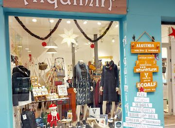 spain/granada/shop/alquimia-tienda-de-ropa-sostenible