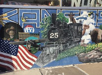 kansas/garden-city/shop/antique-comic-shoppe