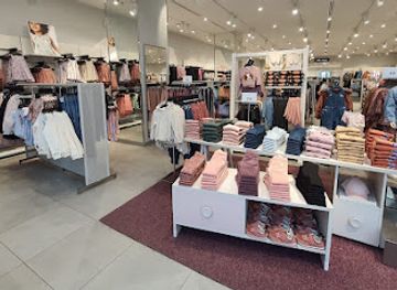 saudi-arabia/abha/shop/h-m