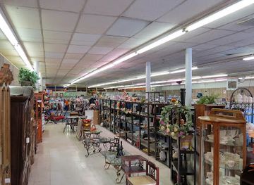 west-virginia/beckley/shop/the-good-life-consignment-shop