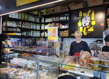 israel/tel-aviv/old-tel-aviv-port/shop/la-fromagerie
