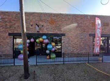 oklahoma/tulsa/pearl-district/shop/adorn-designs