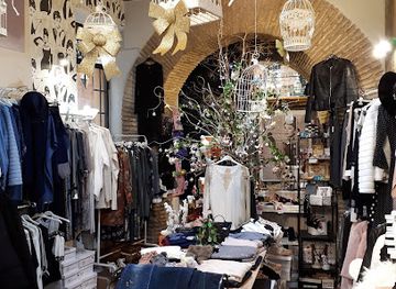 italy/rome/shop/audrey-shop-ladies-new-fashion-clothes