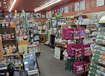 canada/annapolis-valley/shop/cinnamon-creek-country-gift